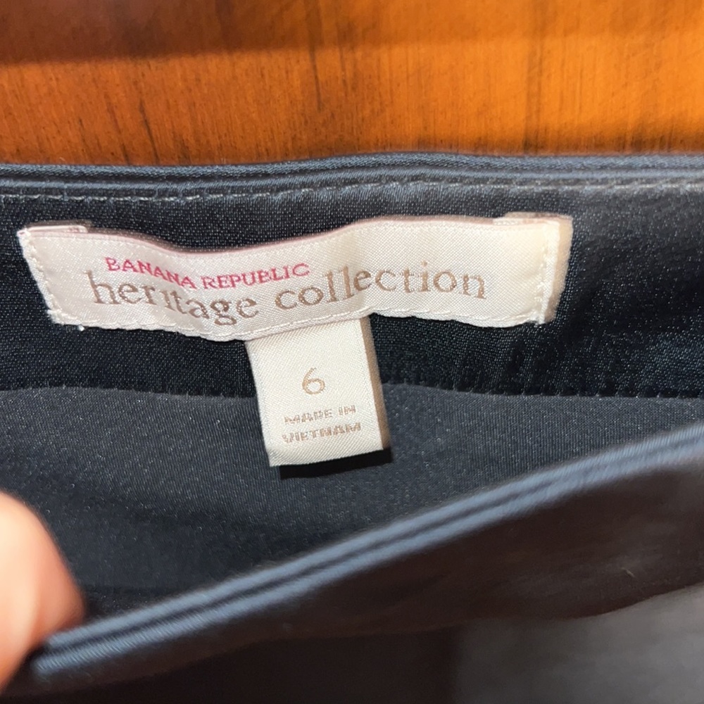 Banana Republic Heritage Collection Silk Skirt Gem